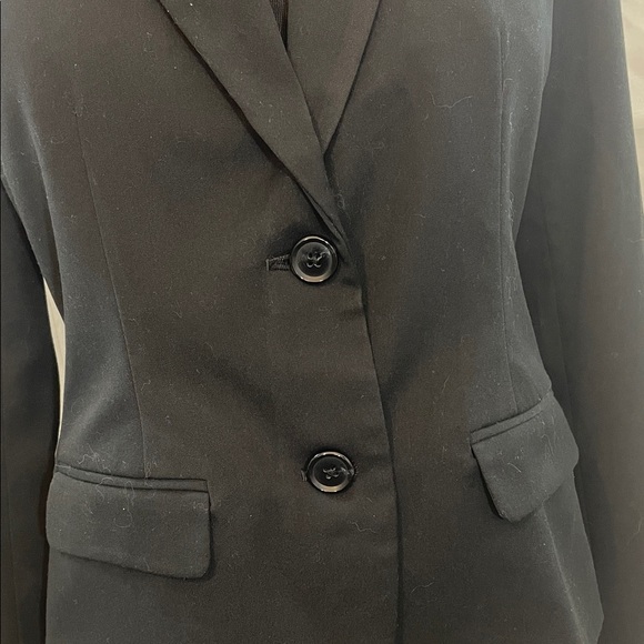 Merona Classic Black Women's Blazer Size 6, PTP 18”, pit to cuff 18” L 36” - Picture 3 of 14
